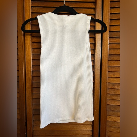 J.Crew Top - Picture 2 of 5